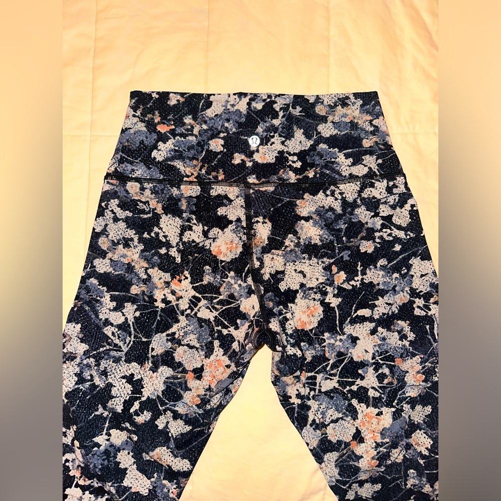 LULULEMON (new without tags) Women’s size 8 wunder under full length leggings